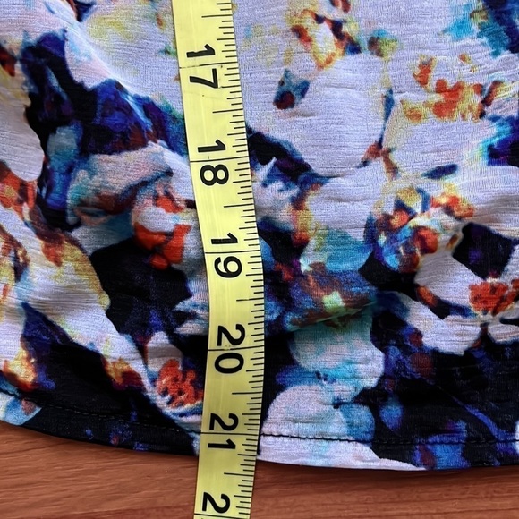 Worthington women’s capped sleeve floral print top V-neck Size Small Petite - Picture 8 of 10